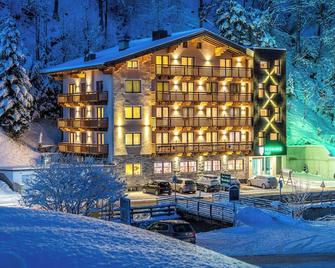 Siegmundshof Hotel Garni - Saalbach - Gebouw