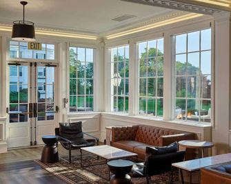 Seaview Hotel, a Dolce by Wyndham - Galloway - Salónek