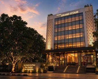 Grand Ffour Hotel - Nueva Delhi - Edificio