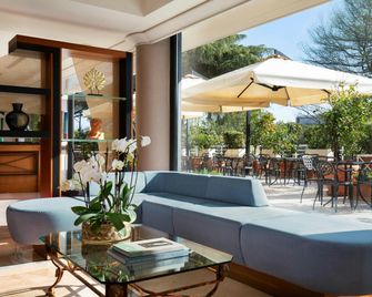 Courtyard by Marriott Rome Central Park - Roma - Resepsjon