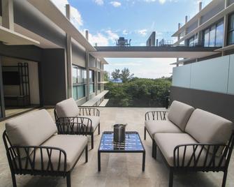 Singular Dream Vacation Rentals - Playa del Carmen - Balcón