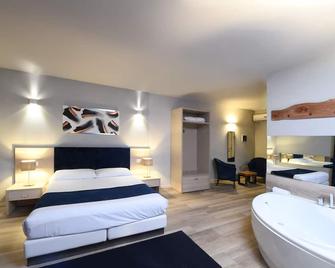 Hill Colle - Camere & Bistrot - Cazzago San Martino - Bedroom