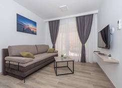 Makarska Beach Apartments Mara - Brela - Living room