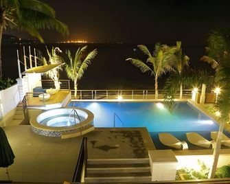 Icove Beach Hotel - Olongapo - Pool