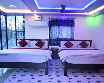 Sai Padma Guest House - Konark - Bedroom