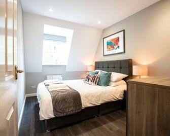 Beautiful central apartment with parking - Oxford - Bedroom