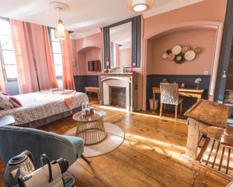 La Maison d'Augustin - Мон-де-Марсан - Спальня