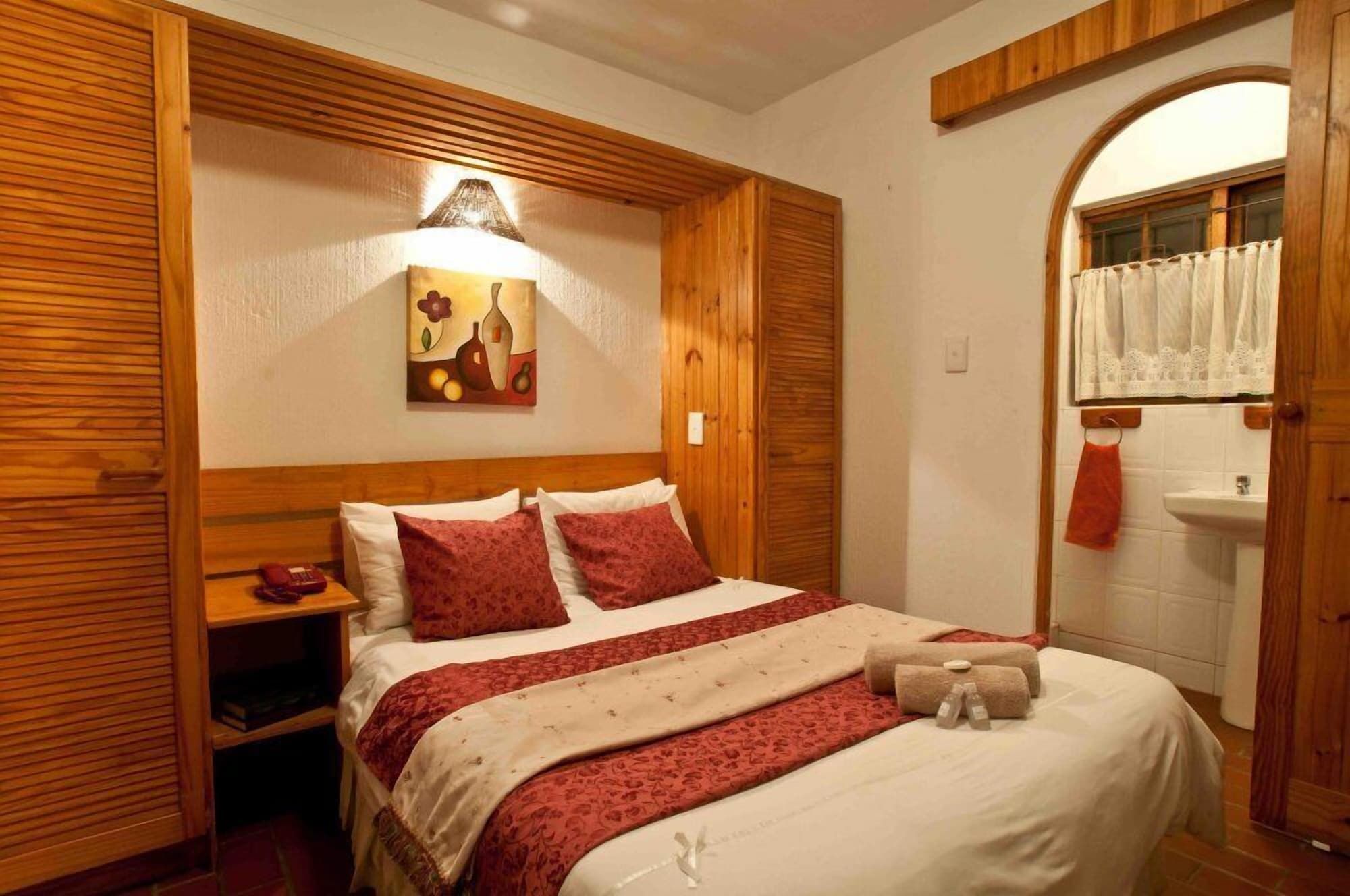 Woodpecker Inn - Richards Bay