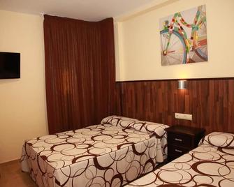 Hostal Doña Manuela - Málaga - Habitación