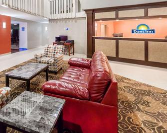 Days Inn by Wyndham West Des Moines - West Des Moines