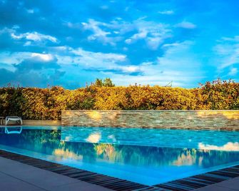 Hotel Relais Agli Olivi - Lazise - Pool