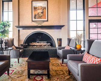 Best Western Desert Villa Inn - Barstow - Lounge