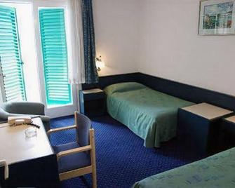 هوتل سيرينا أيفار - Hvar - غرفة نوم