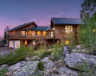 Stunning Secluded Cabin in Black Hawk, Colorado - Nederland - Building