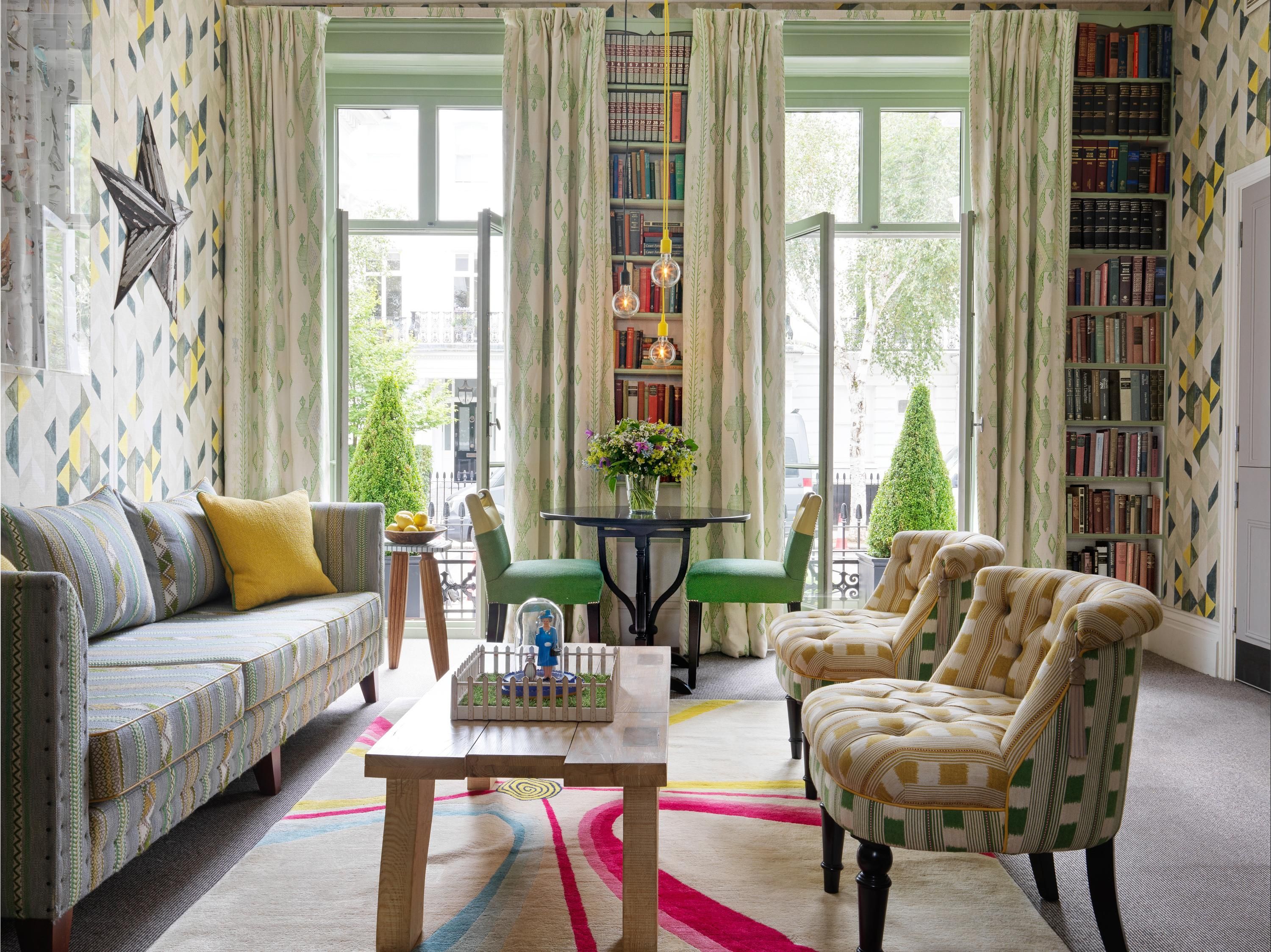 نمبر سيكستين، فنادق فيرمدال