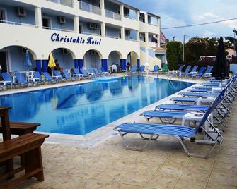 Christakis - Sidari - Piscina