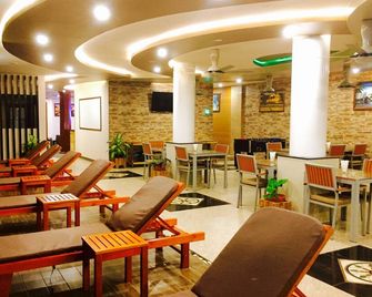 Triton Beach Hotel & Spa - Маафуші - Ресторан