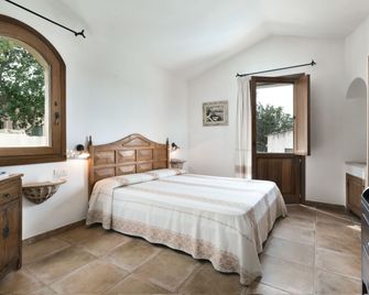 Hotel Arathena - San Pantaleo