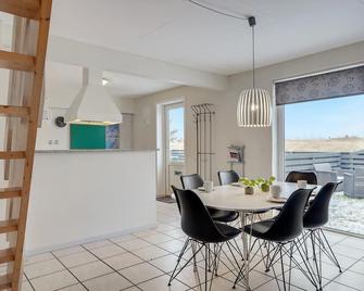 Amazing Home In Hvide Sande With Sauna - Hvide Sande - Dining room