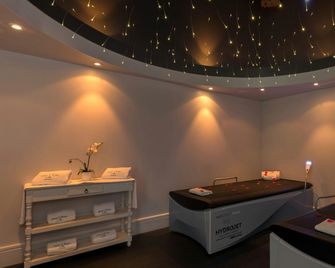 Auberge de Cassagne & Spa - Le Pontet - Spa