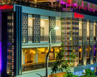 Dejavu 2.0 Hotel Bajo Komodo - Лабуан-Баджо - Будівля