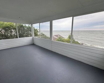 The Ours at Geneva on the Lake - Geneva - Balcony