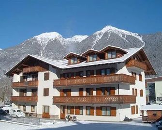 Maffei - Pinzolo - Rakennus