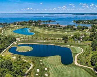 Ranch At Royal Oak- Exclusive Waterfront Pool Pier - Royal Oak - Pool