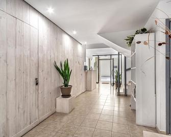 City Center Studios By Cretan Houses - Heraklion - Hallway