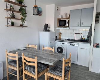 Appartement avec vue sur le lac - Vieux-Boucau-les-Bains - Kitchen