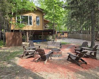 Sylvan Lake Sunbreaker Cove Elegant Retreat - Sylvan Lake - Patio