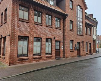 Brick paradise in the old town - 呂內堡 - 建築