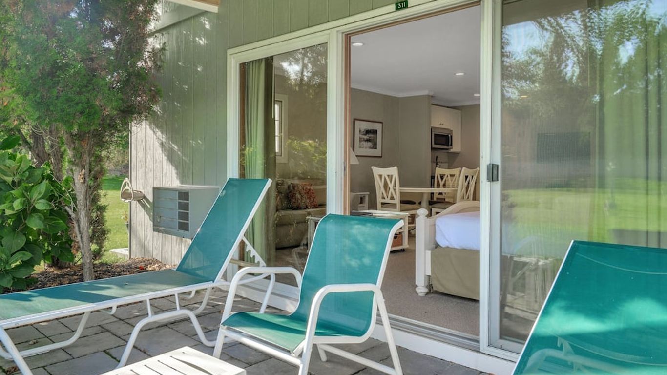 East Hampton House Resort