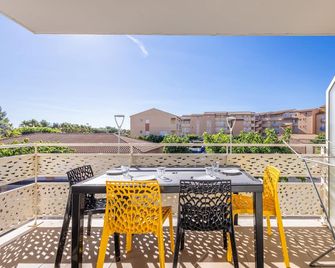 Agréable appartement pour 4 personnes à 150m de la plage - Vias - Balcon