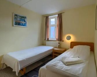 Ebsens Hotel - Maribo - Bedroom