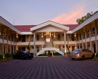 Hotel Agualcas - Managua - Edificio