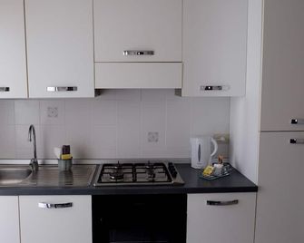 Apartment 'Cisanello Home' near hospital - Pisa - Kitchen