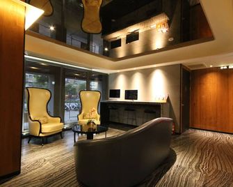 Hotel Midtown Richardson - Kaohsiung Bo'ai - Kaohsiung City - Living room