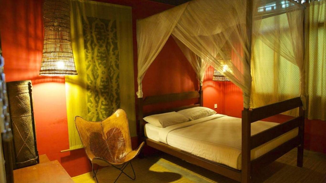 Singgahsana Lodge