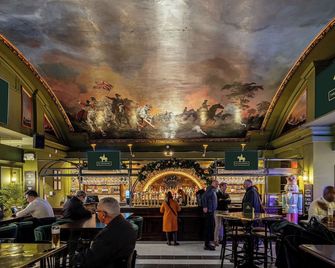 The Wellington Hotel - לונדון - בר