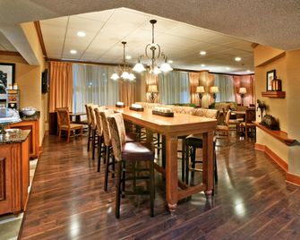 Hampton Inn Bowling Green - באולינג גרין - מסעדה