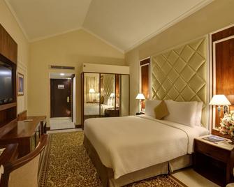 Islamabad Marriott Hotel - Islamabad - Bedroom