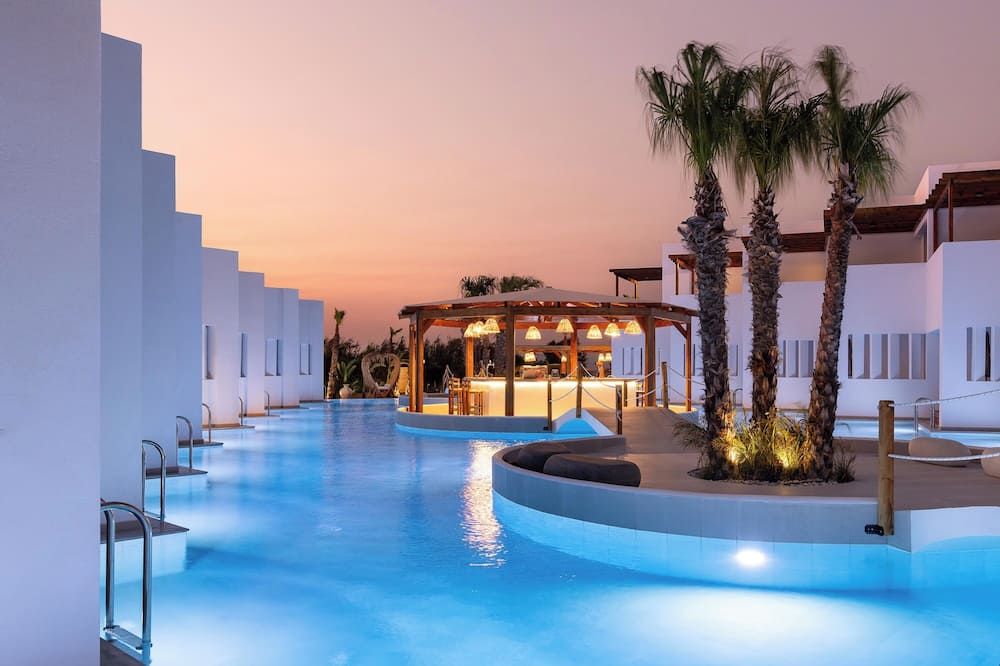 Martini Boutique Resort - לאליסוס - בריכה