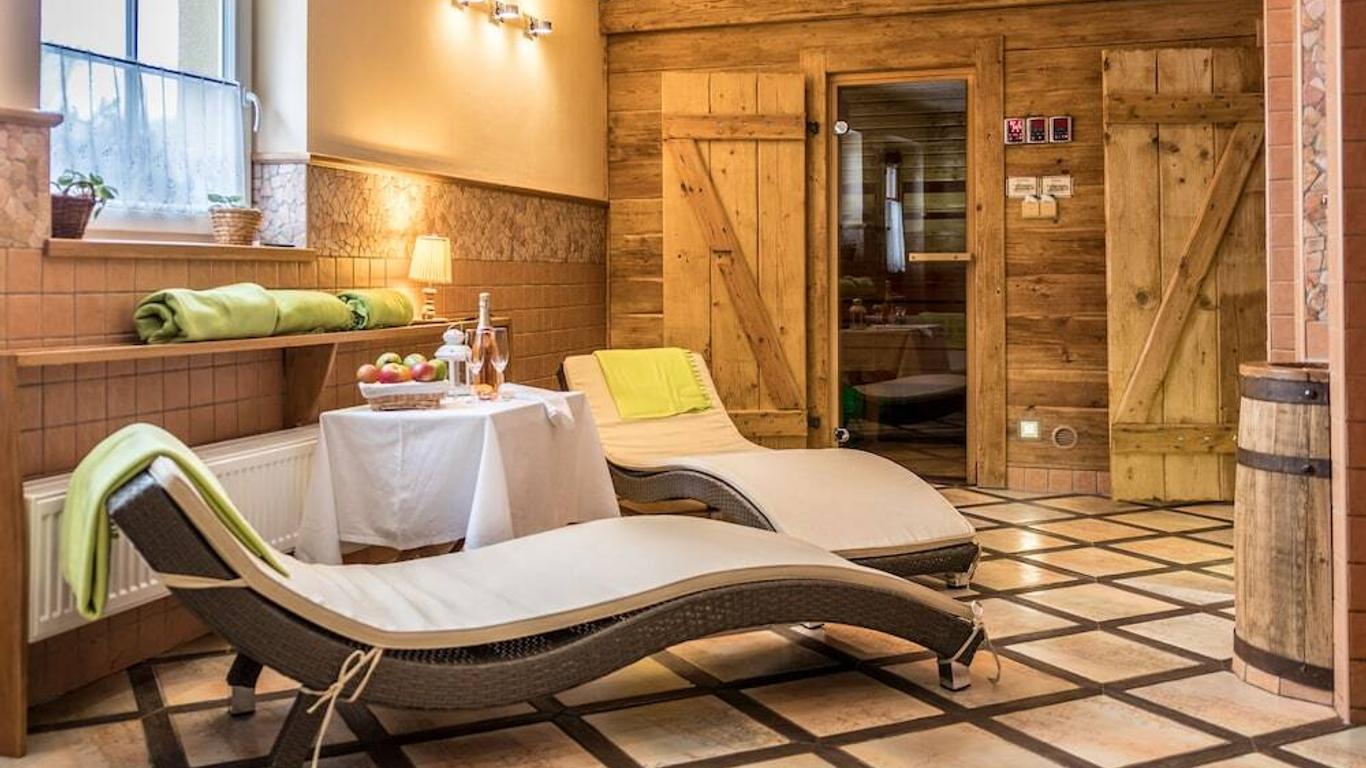 Apartmán-Hotel Jítravský Dvorec