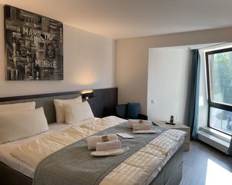 Hotel Corsten - Heinsberg - Slaapkamer