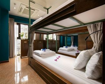Little Charm Hanoi Hostel - Hanoi - Bedroom