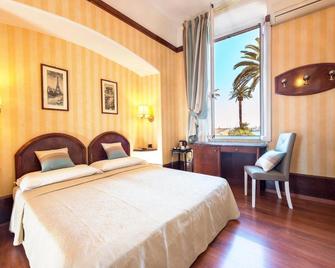 Hotel Miro' - Rapallo - Bedroom