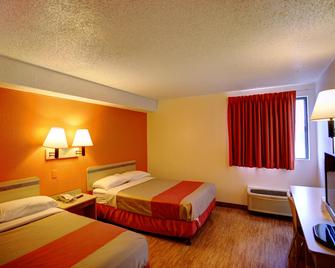 Motel 6 Omaha East Council Bluffs - קאונסיל בלאפס - חדר שינה