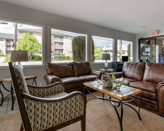 Best Western Penticton - Penticton - Wohnzimmer