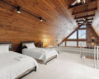 Luxury Waterfront Home Built for Entertaining! - Abingdon - Habitación